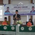 Buka Kuliah Umum PPs Unismuh, Prof Ambo Asse Arahkan Mahasiswa Lulus Tepat Waktu