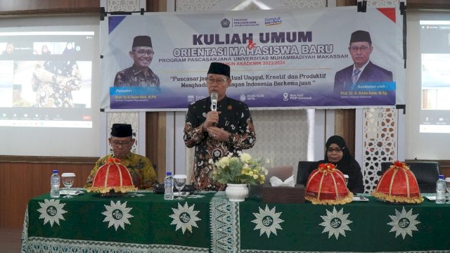Buka Kuliah Umum PPs Unismuh, Prof Ambo Asse Arahkan Mahasiswa Lulus Tepat Waktu