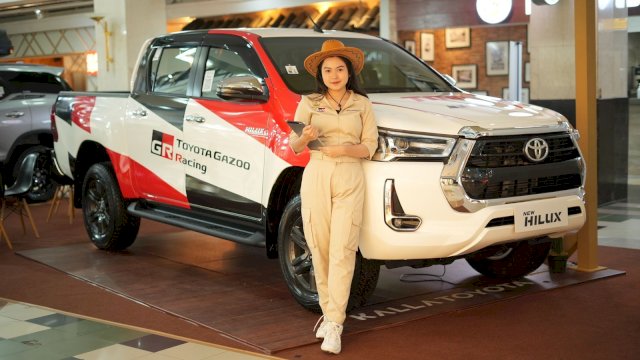 Ini Dia Toyota Hilux, Sang Primadona Kendaraan Komersial yang Tangguh