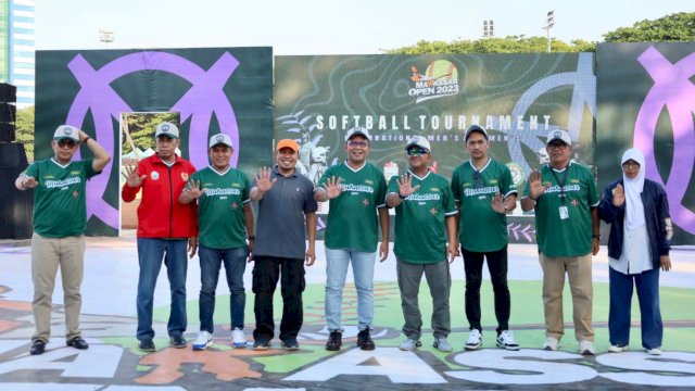 Diikuti Tujuh Negara, Danny Pomanto Buka Turnament Softball Internasional Makassar Open 2023