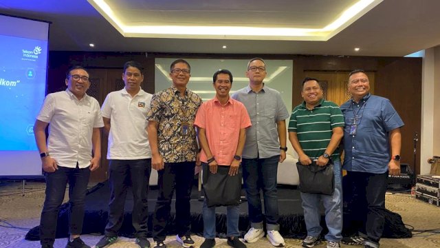 Telkom Rakit Layanan Bisnis Lewat Teknik B to B