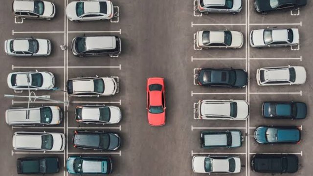 Pemerintah Resmi Tetapkan Tarif Parkir di DKI Rp7.500/jam 