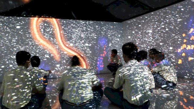 Pameran Walking Through a Songline dapat Respon Positif Warga Makassar