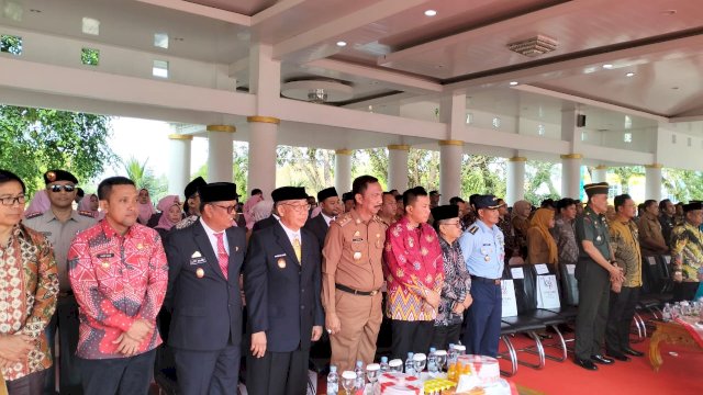 Pangerang Rahim Hadiri Upacara Peringatan Hari Agraria dan Tata Ruang ke-63 di Bone