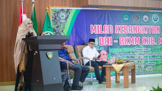 Hadiri Seminar Pada Milad 1 Tahun BKMM Kabupaten Maros, Erna Rasyid Taufan Ulas Tentang Kebangsaan dan Keummatan