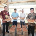 Pj Gubernur Bahtiar Kunjungi Peternakan Ayam dan Kambing di Gowa