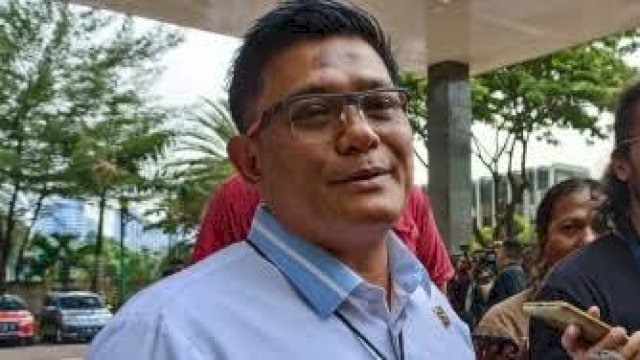 Ade Safri Simanjuntak