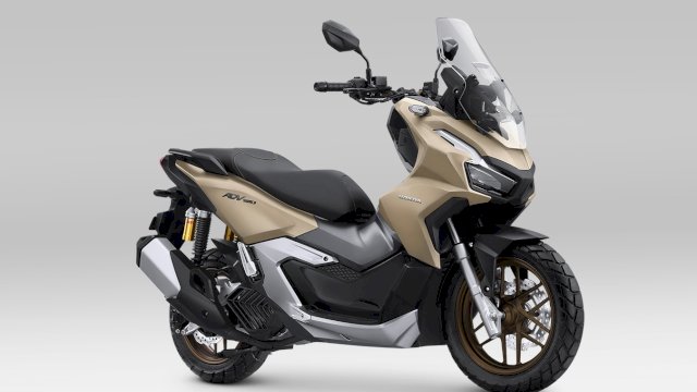 New Honda ADV160 Semakin Keren dengan Tampilan Warna Baru