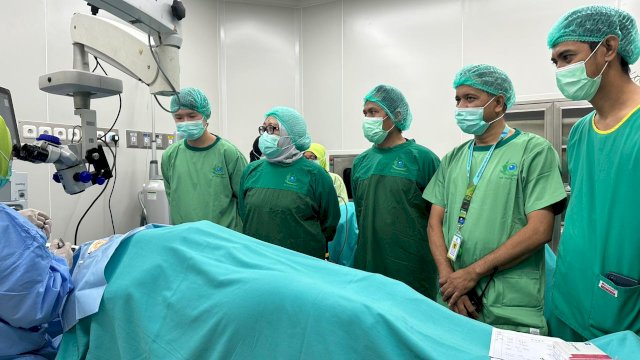 Peringati Hari Kesehatan Nasional, RS Mata Makassar Lakukan Operasi Gratis pada 250 Pasien