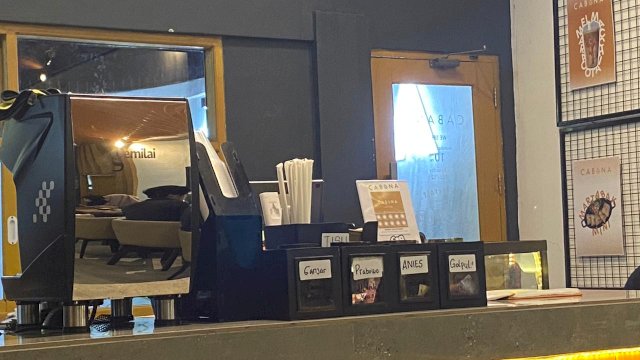 Cafe di Makassar Gunakan Tiga Nama Calon Presiden 2024 untuk Raup Untung