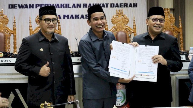 DPRD dan Pemkot Makassar Sahkan KUA-PPAS APBD 2024.