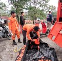 Peternak Sapi Terbawa Arus di Sungai Galung Tungka Enrekang, Basarnas Turunkan Personel