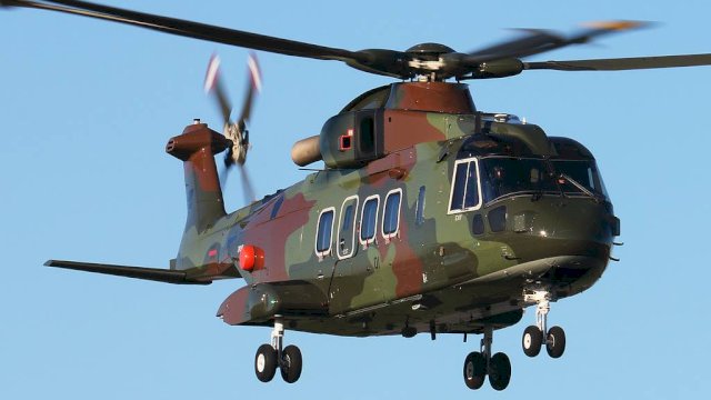 Helikopter Angkut AW-101