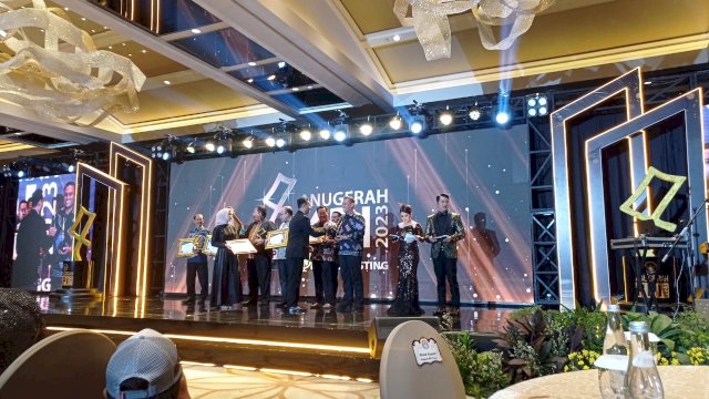 KPI menggelar Anugerah KPI Awards 2023 dengan tema Ecobroadcasting - Peduli Lingkungan Melalui Penyiaran, di Grand Ballroom Ayana Midplaza, Jakarta, Minggu, 26 November 2023.