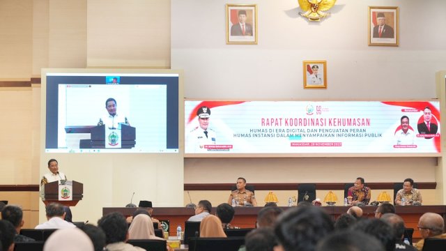 Rapat Koordinasi Kehumasan, di Ruang Rapat Pimpinan Kantor Gubernur Sulsel, Selasa, 28 November 2023. 