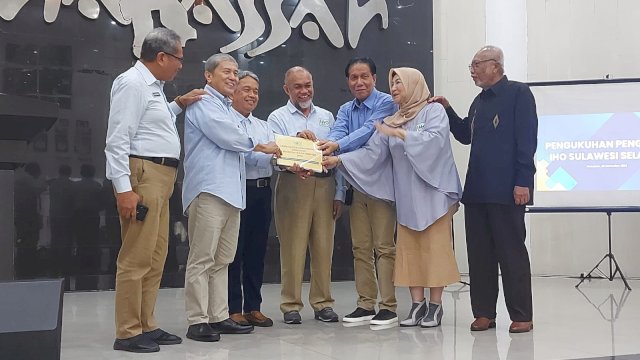 Pengukuhan dan pelantikan pengurus IHO Sulsel Periode 2023-2028, di Baruga Anging Mammiri Rumah Jabatan Wali Kota Makassar.