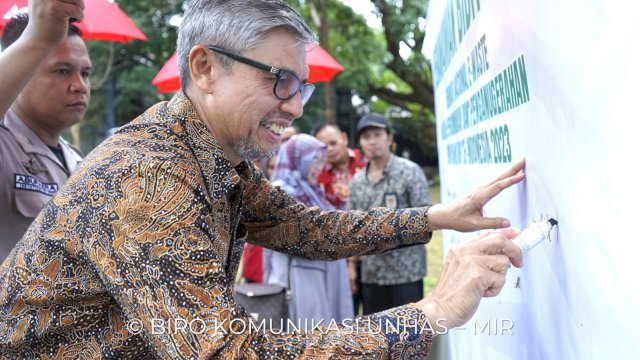 Unhas Bahas Strategi Pengelolaan Limbah Elektronik Kampus
