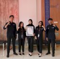 Poltekpar Makassar Raih Penghargaan APIEM International Centre of Excellence 4 Stars 2023