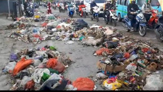 Tanggapi Sampah Berceceran di Antang, DLH Makassar Sebut Murni Kelalaian