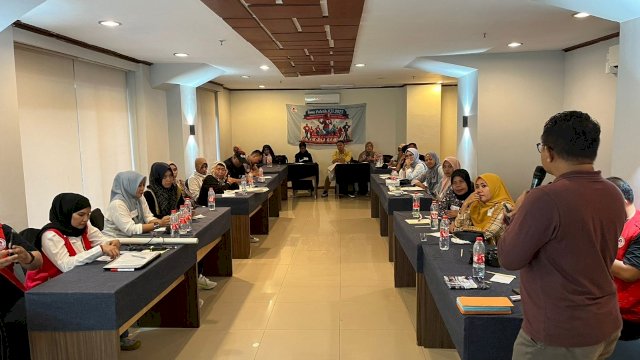  Yayasan Hadji Kalla Gelar Temu Kader Pelatih Klub Senam Jantung Sehat