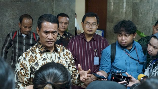 Mentan Amran Sulaiman