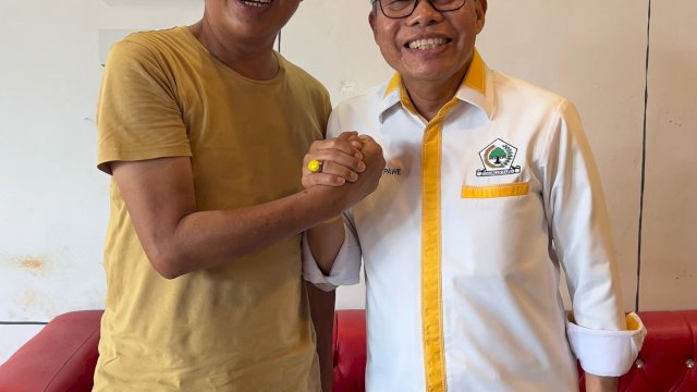 Ketua Golkar Sulsel Taufan Pawe (TP), bersama politisi senior Golkar Syamsuddin Hamid 
