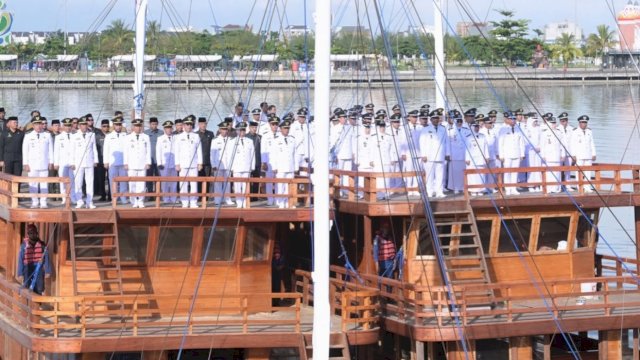 PENYEGARAN. Wali Kota Makassar Mohammad Ramdhan 'Danny' Pomanto melantik pejabat pimpinan tinggi pratama atau eselon II.