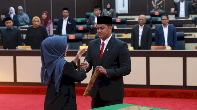 Politisi muda Partai Perindo Muhammad Aslim resmi jabat Anggota DPRD Sulsel.