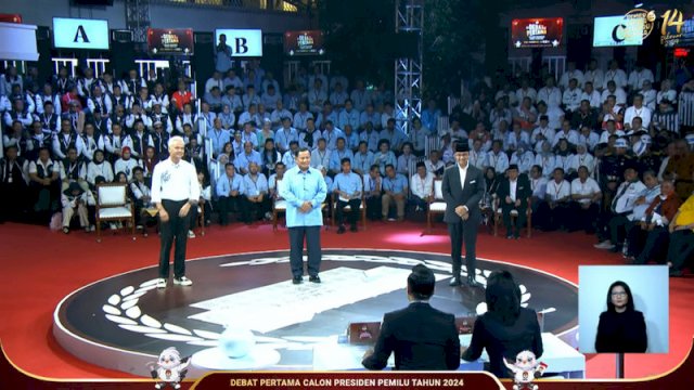 ADU GAGASAN. Tiga calon Presiden RI saat beradu gagasan di debat yang digelar KPU RI, beberapa waktu lalu.