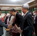 Jamaluddin Jompa Serahkan 44 SK Jabatan Professor, Harap Bisa Mengispirasi Mahasiswa Unhas