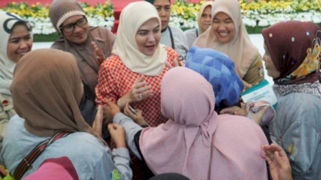 Anggota Komisi IX DPR RI, Aliyah Mustika Ilham di STIE Amkop, Makassar, Senin (15/01/2024).