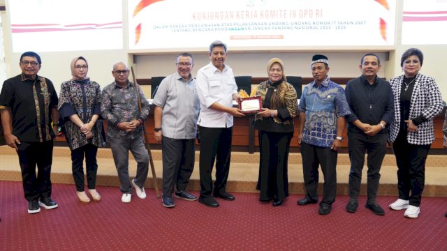 Kunjungan kerja Komite IV Dewan Perwakilan Daerah (DPD) Republik Indonesia, di Ruang Rapat Pimpinan Kantor Gubernur Sulsel, Rabu, 17 Januari 2024.