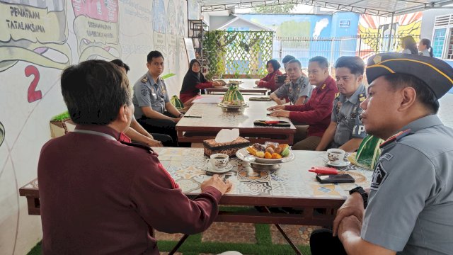 Monitoring dan evaluasi terkait Daftar Pemilih Tetap (DPT) Pemilu, Pelaksanaan Restorative Justice, dan Hak Integrasi Warga Binaan Pemasyarakatan (WBP), di Rutan Kelas IIB Barru, Kamis, 18 Januari 2024.