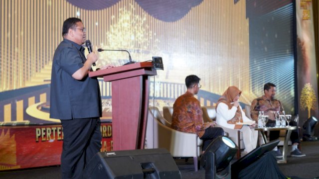 Ketua Bawaslu Rahmat Bagja saat memberikan sambutan dalam Pertemuan Koordinasi Tahunan Pusat Pelaporan dan Analisis Transaksi Keuangan (PPATK).