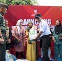 Danny Pomanto Lepas Pendistribusian 40 Ton Bantuan Pangan Beras Pemerintah 
