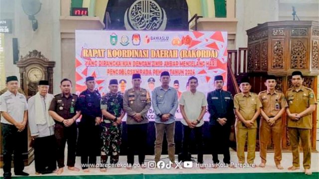 Pemkot Parepare menggelar dzikir dan doa bersama menjelang hari pencoblosan.