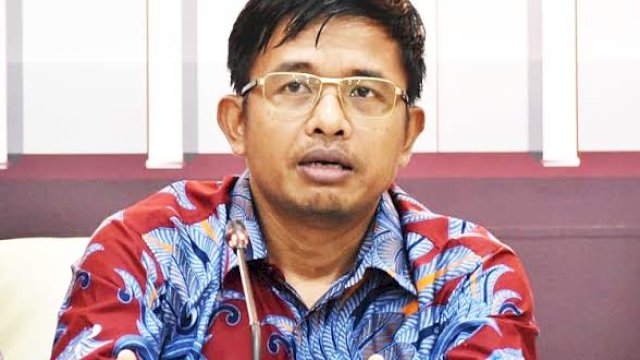 Komisioner KPU Idham Holik