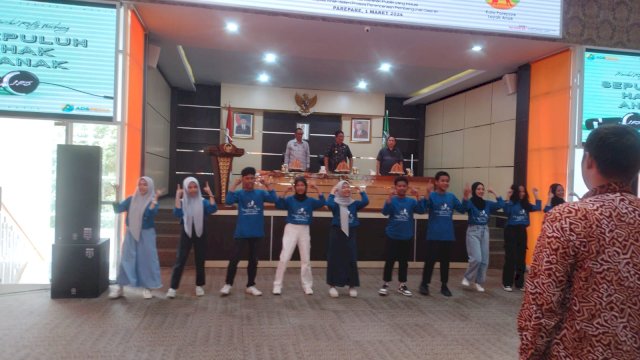 BERASPIRASI. Melalui Musrenbang Anak diharapkan dapat mendorong partisipasi anak dalam 
pembangunan daerah.