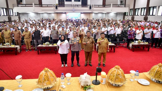 Asosiasi Pemerintah Desa Seluruh Indonesia (Apdesi) Sulsel kembali menegaskan dukungannya terhadap program prioritas Penjabat (Pj) Gubernur Sulsel, Bahtiar Baharuddin.