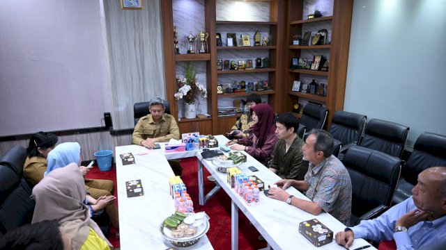 Plh Sekretaris Daerah Provinsi Sulawesi Selatan, Andi Muhammad Arsjad menerima kunjungan perusahaan asal Jepang, Morinitsu Industry Co., Ltd dan PT Awina Sinergi International, di ruang kerjanya, Selasa, 5 Maret 2024.