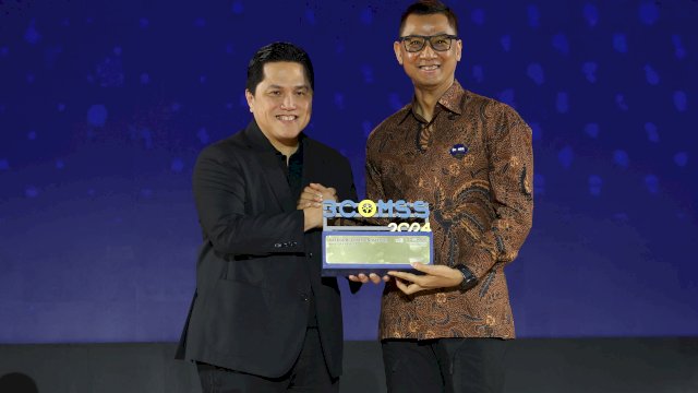 PLN Jadi Best of The Best Communications dengan 12 Penghargaan dari Menteri BUMN di Ajang BCOMSS 2024
