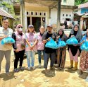Tanggap dan Cepat, YBM PT PLN UP3 Kendari Salurkan Bantuan ke Korban Banjir