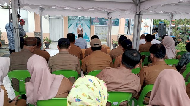 Dinas Perdagangan Kota Parepare menggelar Pasar Murah yang terbagi di 22 Kelurahan di 4 Kecamtan. 