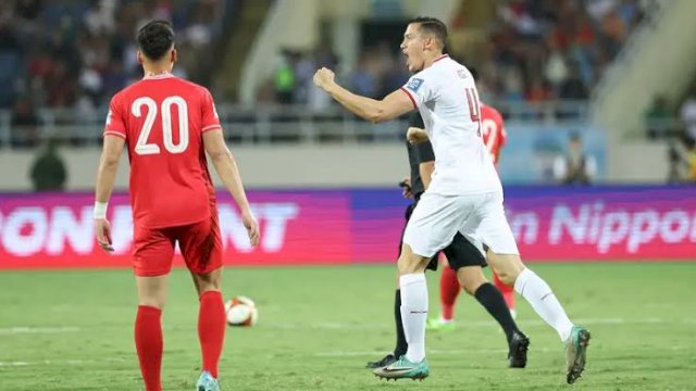 Timnas Indonesia menghancurkan Timnas Vietnam 3-0! Gol-gol kemenangan skuad asuhan Shin Tae-yong diciptakan Jay idzes pada menit kesembilan, Ragnar Oratmangoen (23&rsquo;) dan Ramadhan Sananta (90+8).