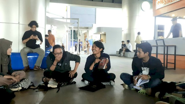 Makassar Book Party Giatkan Baca Buku di Public Space