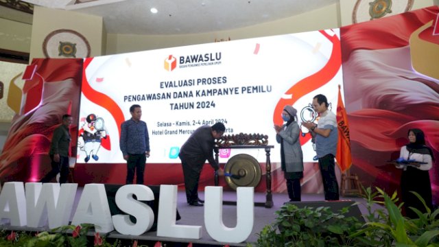 Bawaslu bakal melakukan evaluasi dalam pengawasan dana kampanye. 