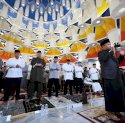 Kompaknya Wali Kota Danny dan Pj Gubernur Salat Id di Masjid 99 Kubah