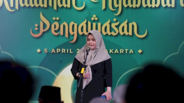 Anggota Bawaslu Lolly Suhenty saat memberikan sambutan dalam Khataman Pengawasan Khataman Ngabuburit Pengawasan di Kantor Bawaslu.