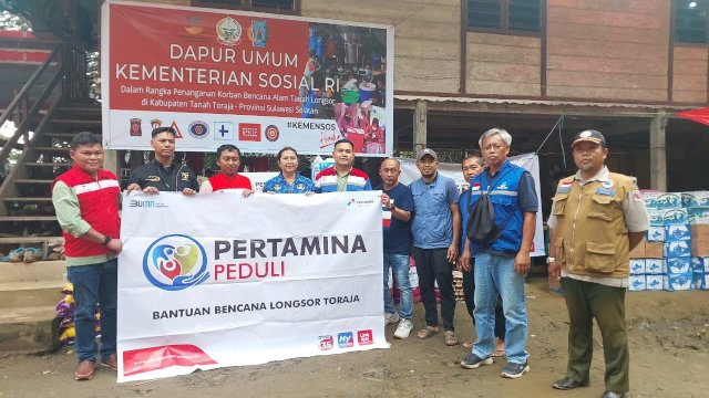PEDULI. Pertamina Patra Niaga Regional Sulawesi melalui program Pertamina Peduli tak henti hentinya menyalurkan bantuan kemanusiaan untuk korban terdampak bencana alam. 
