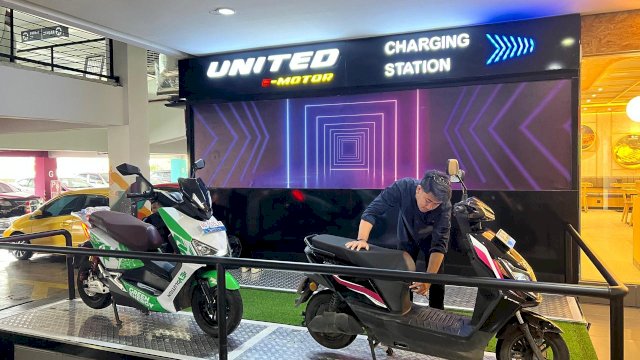 Permudah Pelanggan, Charging Station United E-Motor Hadir di MARI